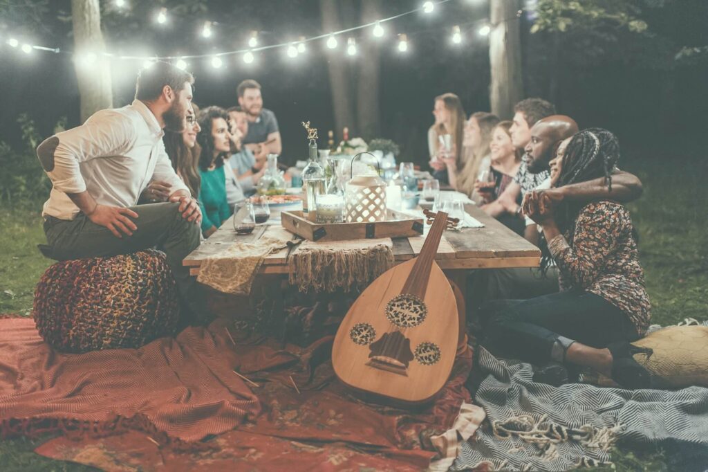 Methods to make friends in your 20s.
